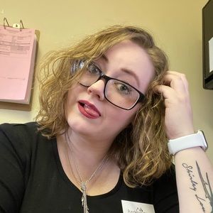 Meet your Posher, Kristen